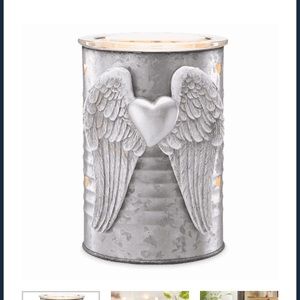 Brand new in box Scentsy wax warmer